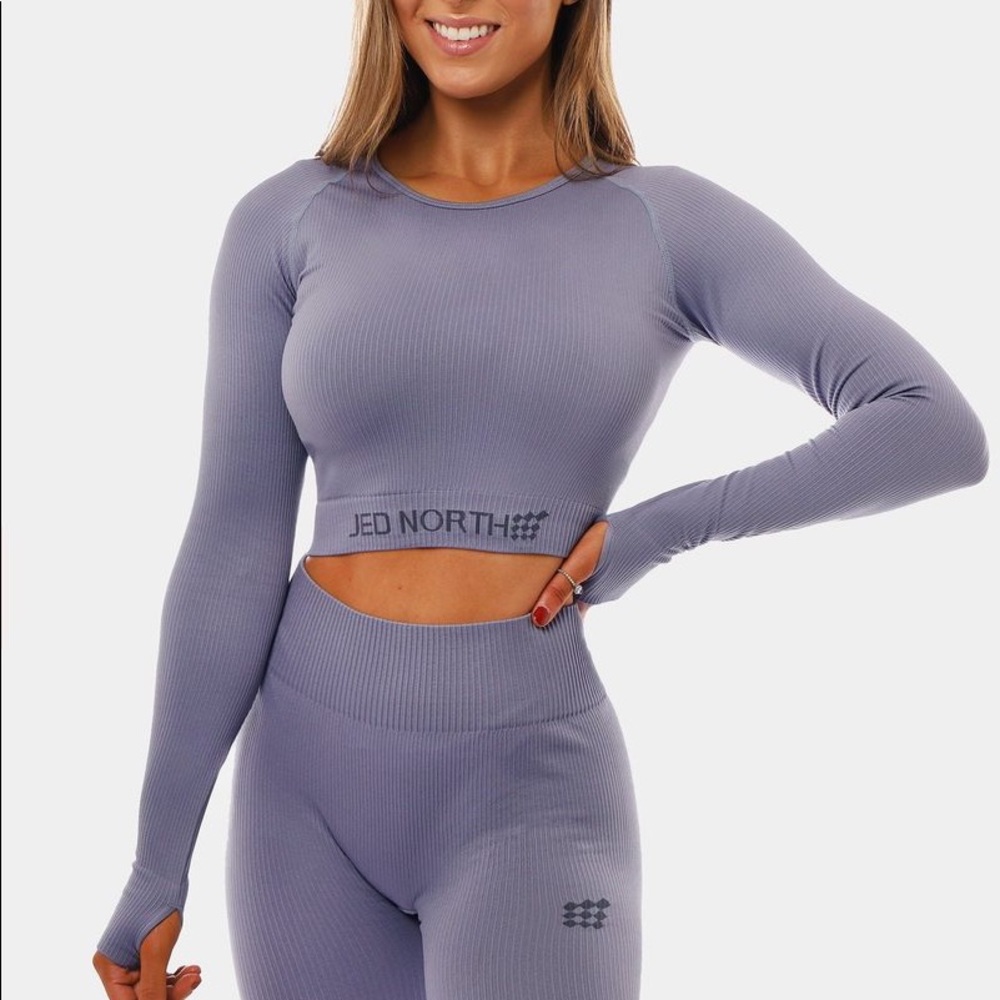 JED NORTH Luna Seamless Long Sleeve Crop Top
